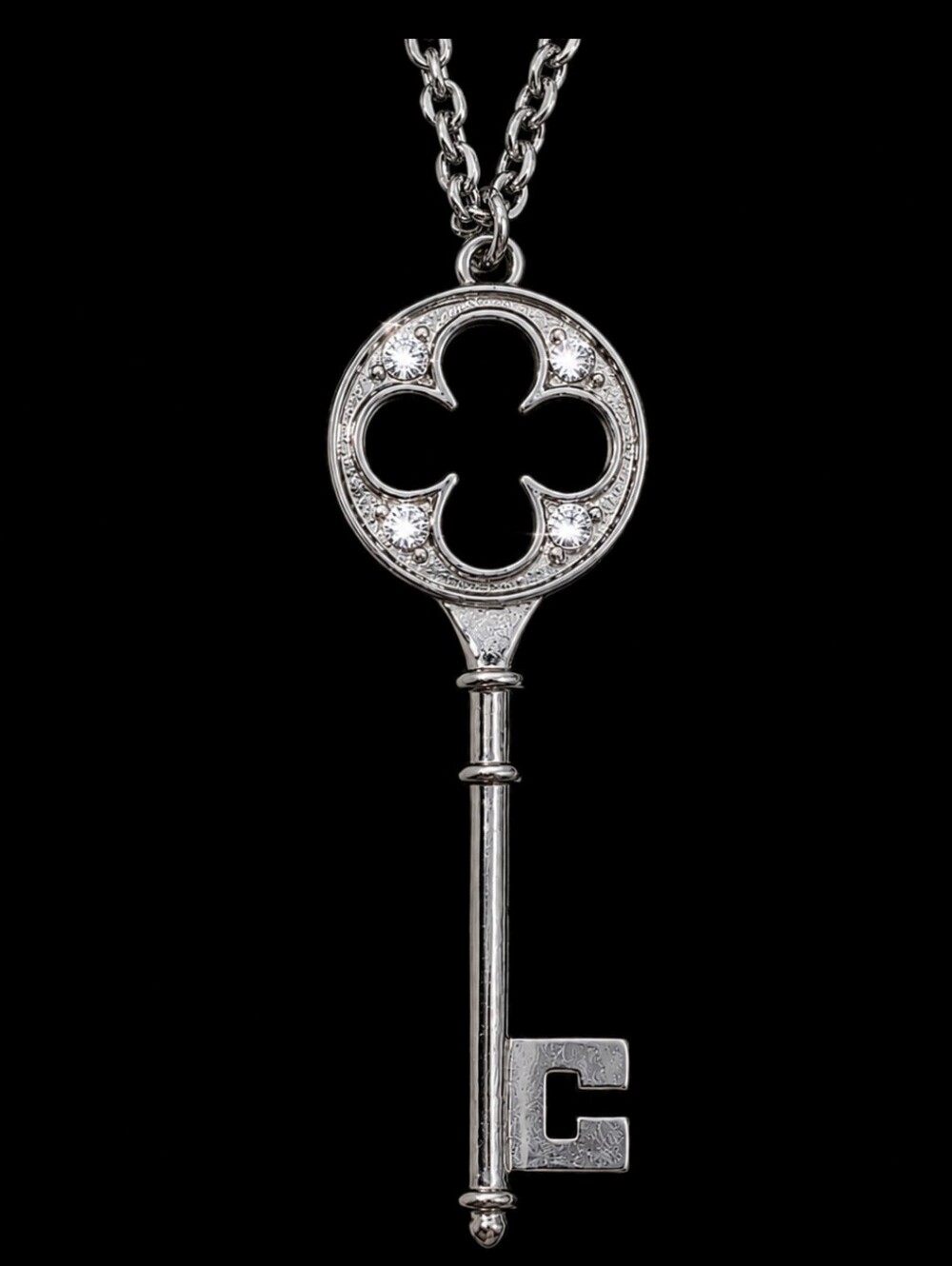 Clover Cut Out Silver Tone Rhinestone Skeleton Key To My Heart Vintage Necklace